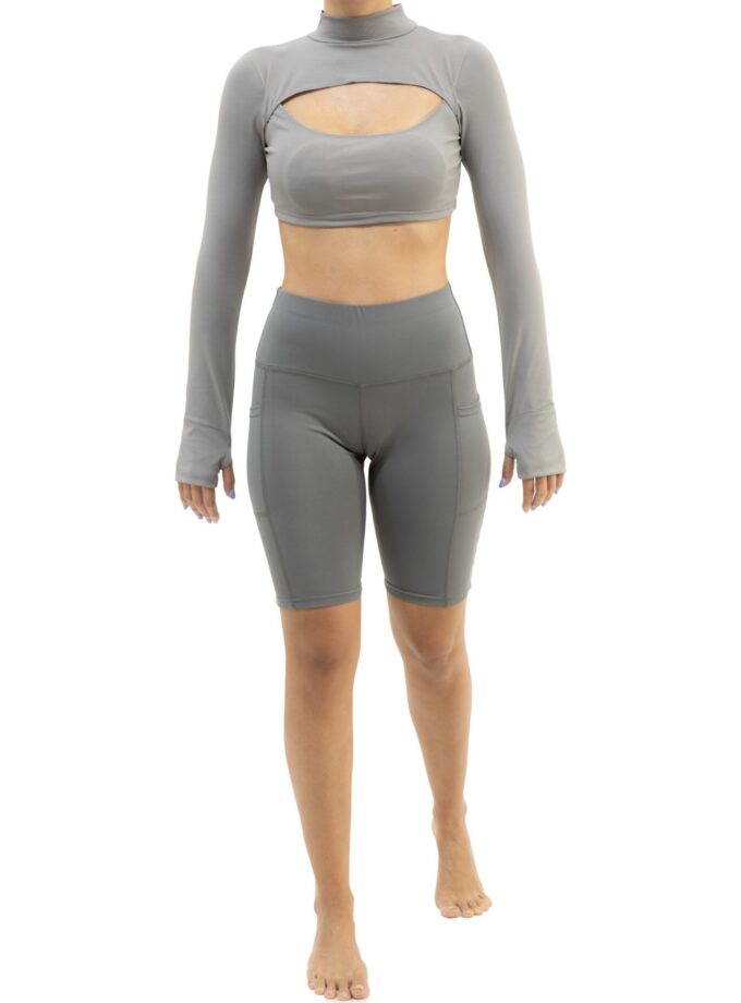 Langärmliges, ausgehöhltes Sport-Kurztop in Grau mit durchgehendem Rücken